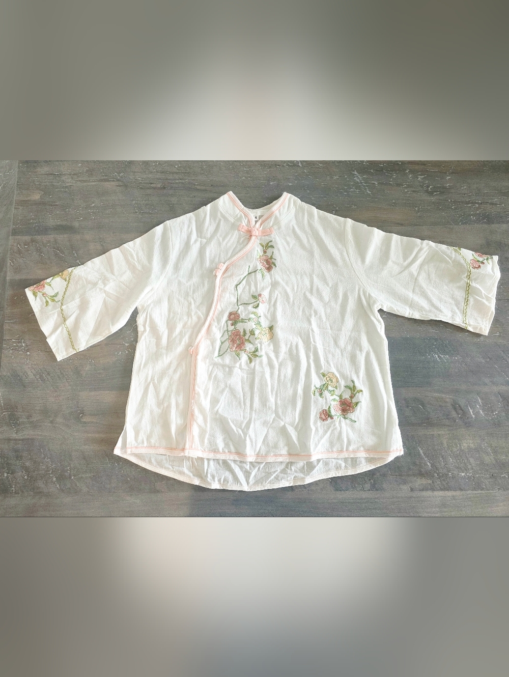 BOHO Blouse Pink Embroidered Flowers NEW size 4